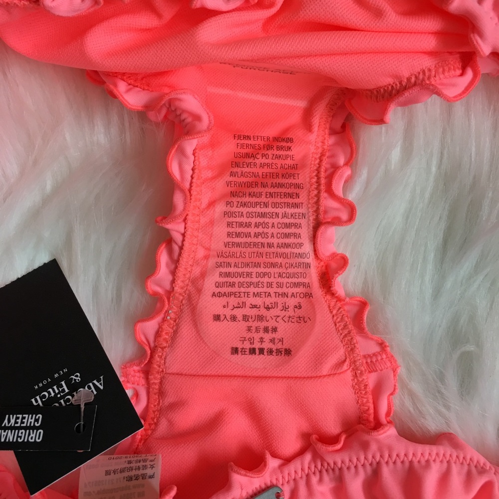 Ruffle Cheeky Bandeau Bikini - Picture 5 of 5